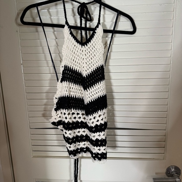 Forever 21 Tops - NWOT Forever 21 Black and Cream Crochet Halter Top